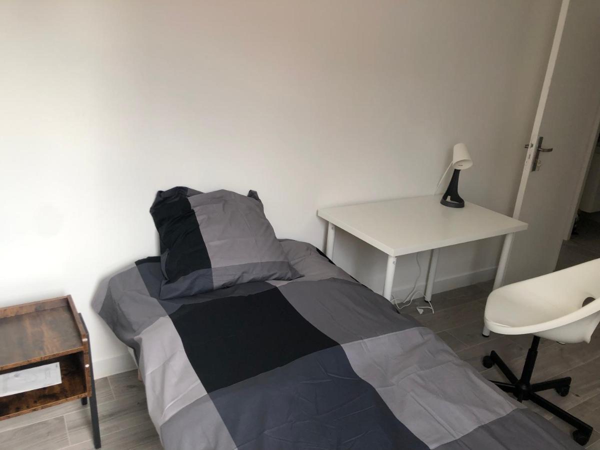 Evry Time Bed and Breakfast Courcouronnes Buitenkant foto